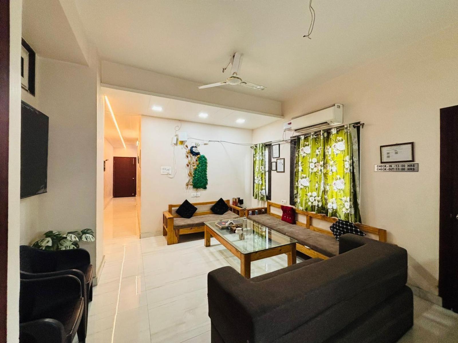 Stay Inn Kailasha - Lift,Parking,Kitchen And All Modern Facilities — Photos 3